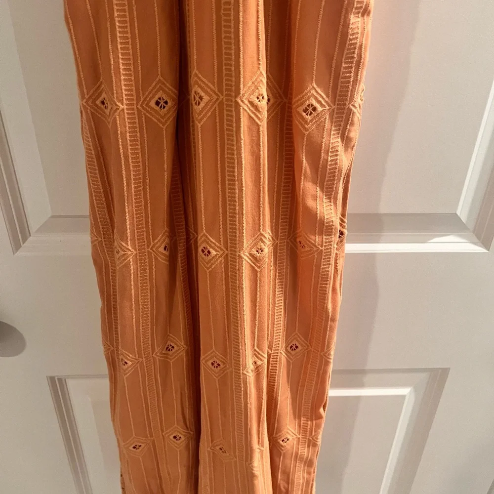 ππ§‘π
L.Space Anthropologie Ciara Eyelet Jumpsuit NWT - Picture 4 of 6